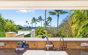 Rock Legend’s Maui Escape - Lahaina, Hawaii
