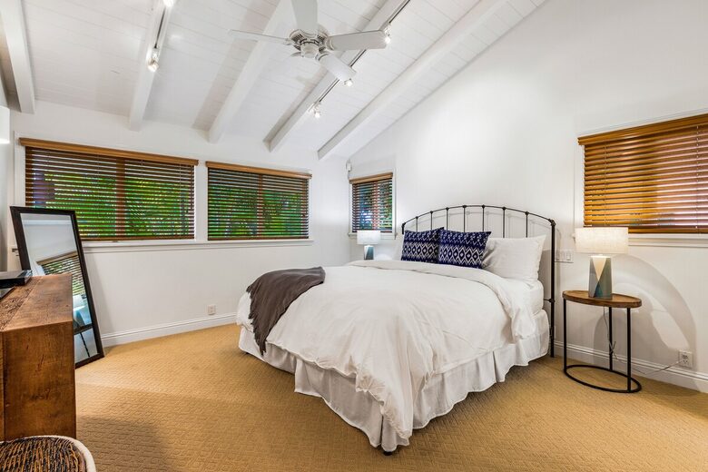 Rock Legend’s Maui Escape - Lahaina, Hawaii