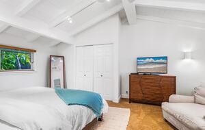 Rock Legend’s Maui Escape - Lahaina, Hawaii