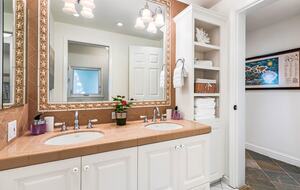 Rock Legend’s Maui Escape - Lahaina, Hawaii