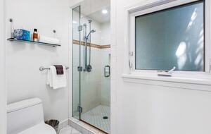 Rock Legend’s Maui Escape - Lahaina, Hawaii