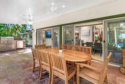 Rock Legend’s Maui Escape - Lahaina, Hawaii