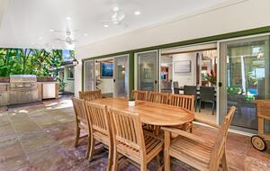 Rock Legend’s Maui Escape - Lahaina, Hawaii