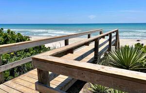Luxury Beachside Retreat - Satellite Beach, Florida