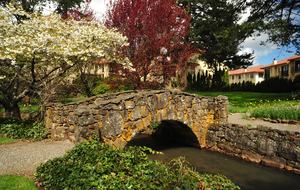 Columbia Cliff Villas - 2 Bedroom Pinnacle Suite - Hood River, Oregon