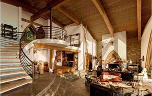 Iconic Malibu Masterpiece - Malibu, California