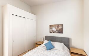 Tranquil Modern Retreat in the Sea-to-Sky Corridor - Squamish, Canada