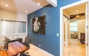 Tranquil Modern Retreat in the Sea-to-Sky Corridor - Squamish, Canada