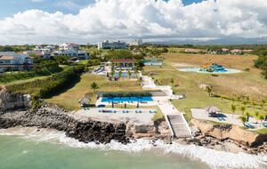 Spectacular 2-Story Beach Penthouse - San Carlos, Panama