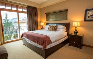 Columbia Cliff Villas - 2 Bedroom Pinnacle Suite - Hood River, Oregon