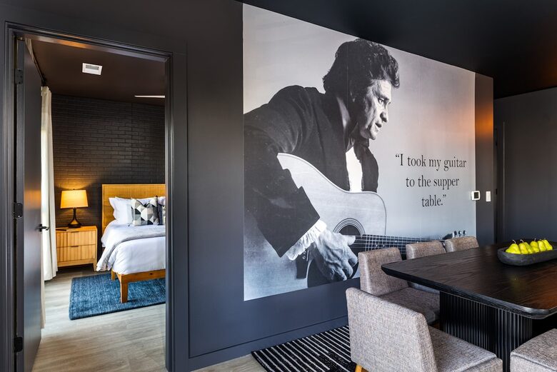 Pet Friendly | Skyline Views | Broadway | Pool - Nashville, Tennessee