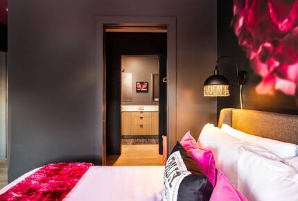 Pet Friendly | Skyline Views | Broadway | Pool - Nashville, Tennessee