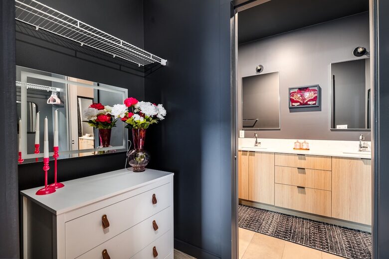 Pet Friendly | Skyline Views | Broadway | Pool - Nashville, Tennessee