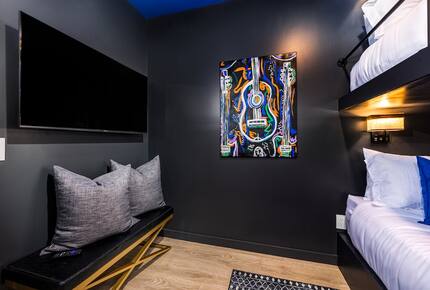 Pet Friendly | Skyline Views | Broadway | Pool - Nashville, Tennessee