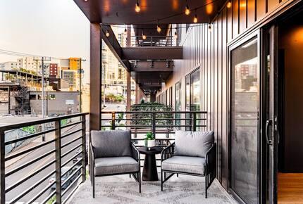 Pet Friendly | Skyline Views | Broadway | Pool - Nashville, Tennessee