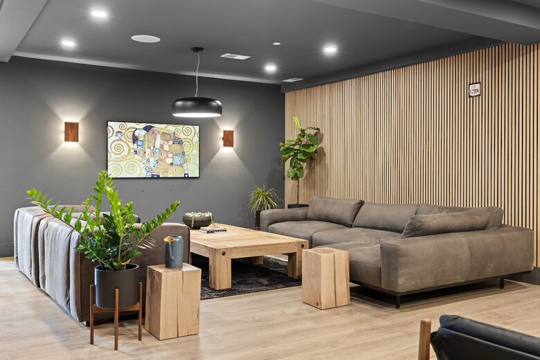 Pet Friendly | Skyline Views | Broadway | Pool - Nashville, Tennessee