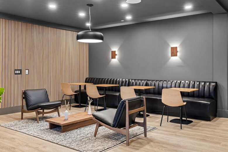 Pet Friendly | Skyline Views | Broadway | Pool - Nashville, Tennessee