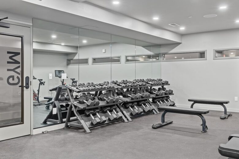 Pet Friendly | Skyline Views | Broadway | Pool - Nashville, Tennessee