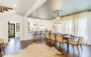 The Ella Norah | A Bespoke Luxury Retreat, Pool Spa - Smithville, Texas