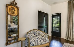 The Ella Norah | A Bespoke Luxury Retreat, Pool Spa - Smithville, Texas