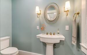 The Ella Norah | A Bespoke Luxury Retreat, Pool Spa - Smithville, Texas