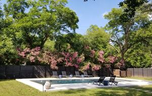 The Ella Norah | A Bespoke Luxury Retreat, Pool Spa - Smithville, Texas