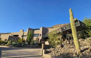 WM Phoenix Open Dates Available Feb 2-9, 2026! Award Winning Hillside Retreat - Paradise Valley, Arizona