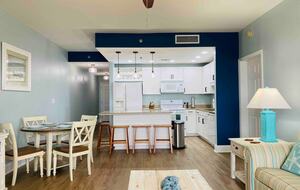 Resort Style Luxury Apartment - Panama City Beach, Florida