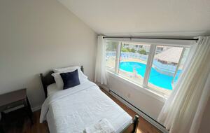 Townhouse on the Beach, Pool, Walk to Main St. - Barnstable, Massachusetts