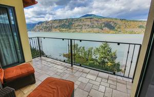Columbia Cliff Villas - Penthouse Suite - Hood River, Oregon