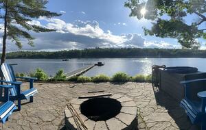 Lakehouse Retreat - Wellington, Halifax, Canada