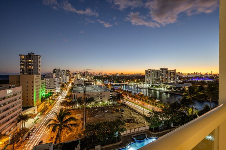 Ocean-View Tresor Tower Suite at Fontainebleau - Miami Beach, Florida