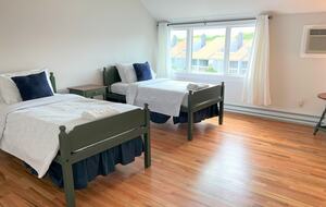 Townhouse on the Beach, Pool, Walk to Main St. - Barnstable, Massachusetts