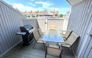 Townhouse on the Beach, Pool, Walk to Main St. - Barnstable, Massachusetts