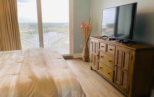 Resort Style Luxury Apartment - Panama City Beach, Florida