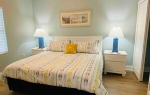 Resort Style Luxury Apartment - Panama City Beach, Florida