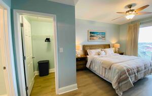 Resort Style Luxury Apartment - Panama City Beach, Florida
