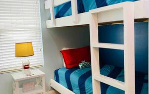 Resort Style Luxury Apartment - Panama City Beach, Florida