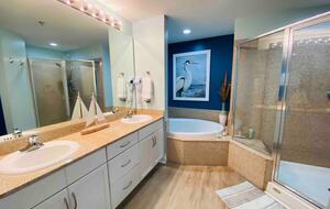 Resort Style Luxury Apartment - Panama City Beach, Florida