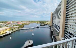 Resort Style Luxury Apartment - Panama City Beach, Florida