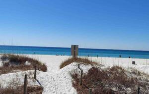 Resort Style Luxury Apartment - Panama City Beach, Florida