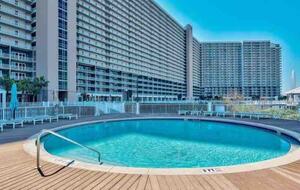 Resort Style Luxury Apartment - Panama City Beach, Florida