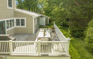 Charming Jamestown Home (across the bay from Newport) - Jamestown, Rhode Island