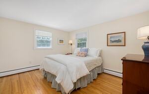 Charming Jamestown Home (across the bay from Newport) - Jamestown, Rhode Island