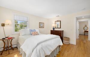 Charming Jamestown Home (across the bay from Newport) - Jamestown, Rhode Island