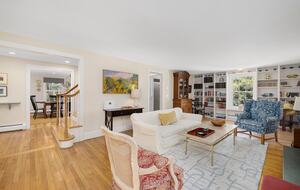 Charming Jamestown Home (across the bay from Newport) - Jamestown, Rhode Island