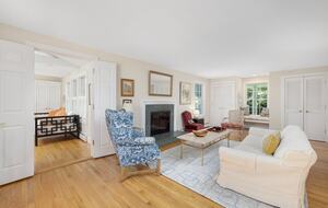 Charming Jamestown Home (across the bay from Newport) - Jamestown, Rhode Island
