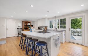 Charming Jamestown Home (across the bay from Newport) - Jamestown, Rhode Island