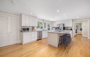 Charming Jamestown Home (across the bay from Newport) - Jamestown, Rhode Island