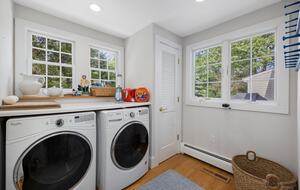 Charming Jamestown Home (across the bay from Newport) - Jamestown, Rhode Island